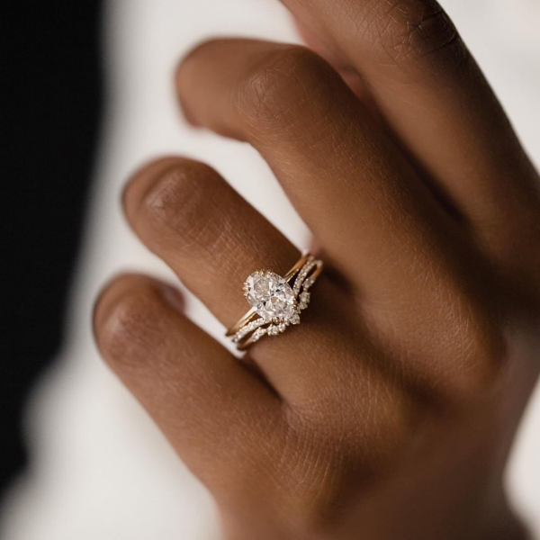 Iconic Meets Intimate: Personal Details that Elevate a Timeless Ring