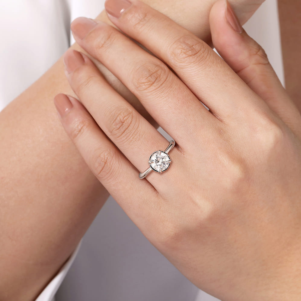 14K White Gold Bezel Prong Round Diamond Engagement Ring