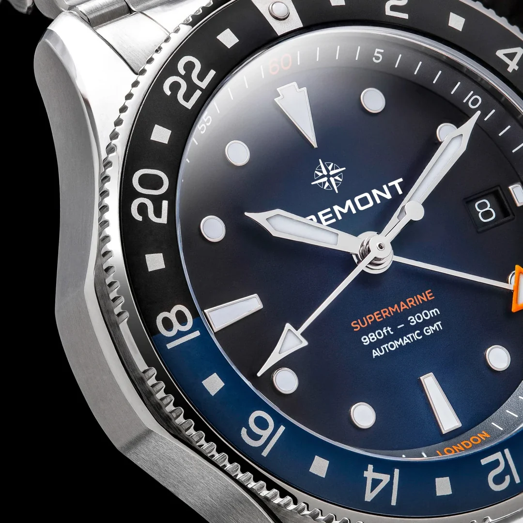 Supermarine 300M GMT, 'Glacier' Blue