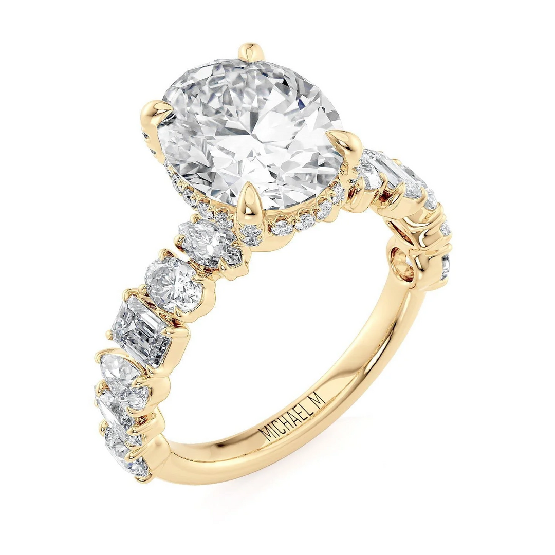 18k Yellow Gold Oval Diamond Engagment Ring