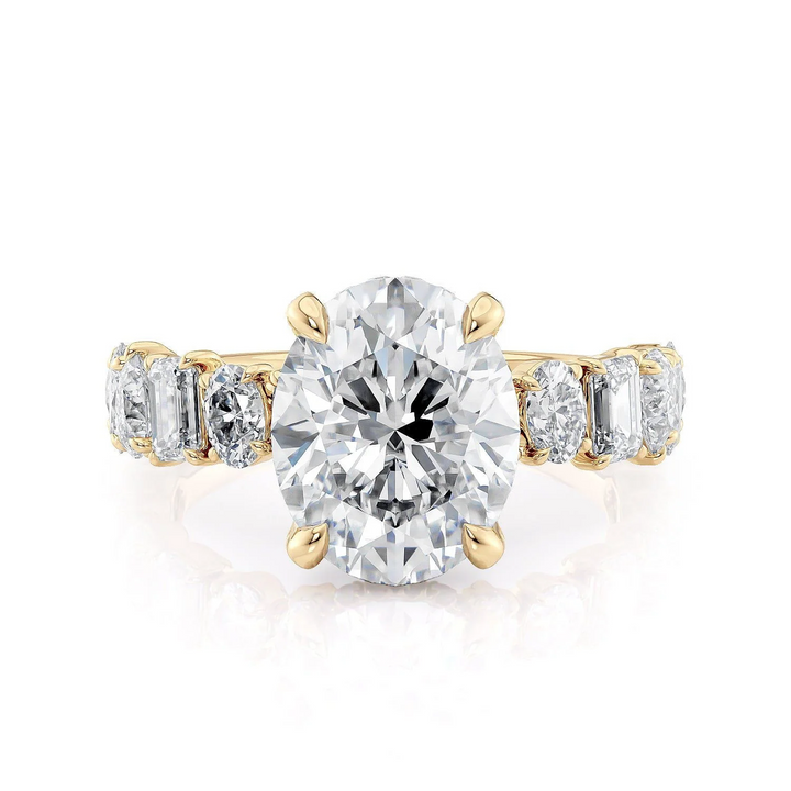 18k Yellow Gold Oval Diamond Engagment Ring