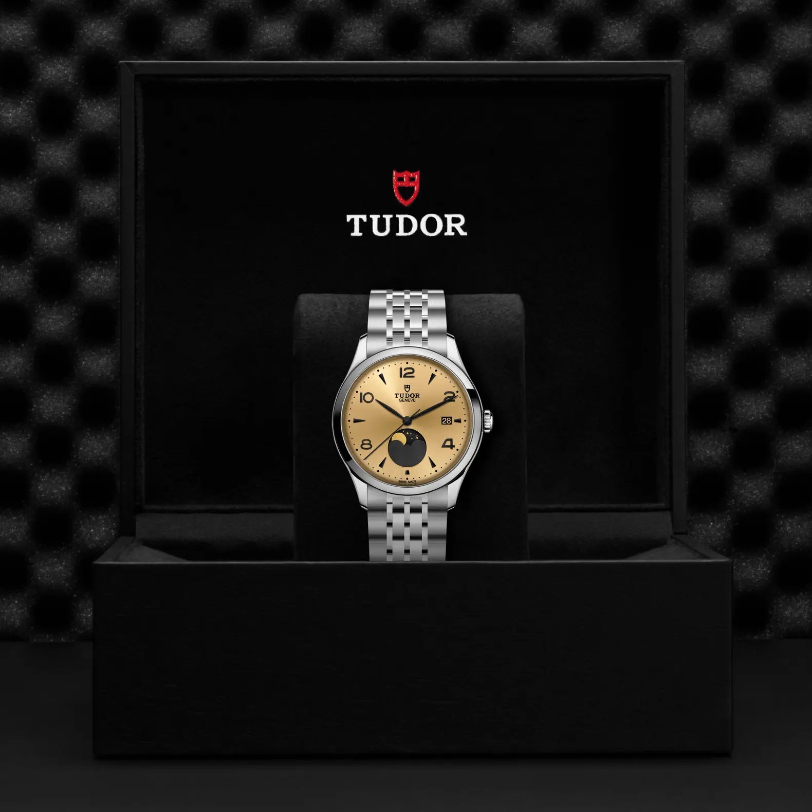 TUDOR 1926 Luna - Richter & Phillips Jewelers