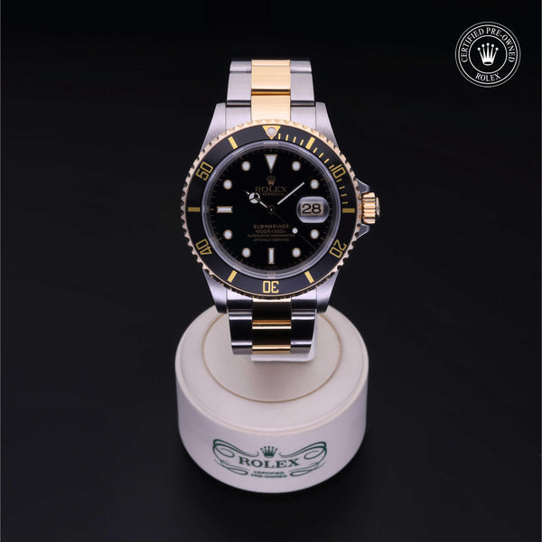 Oyster Perpetual Submariner Date