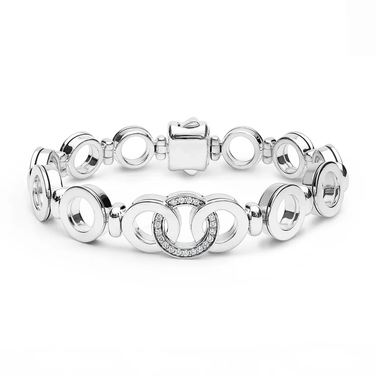 Silver Interlocking Diamond Link Bracelet