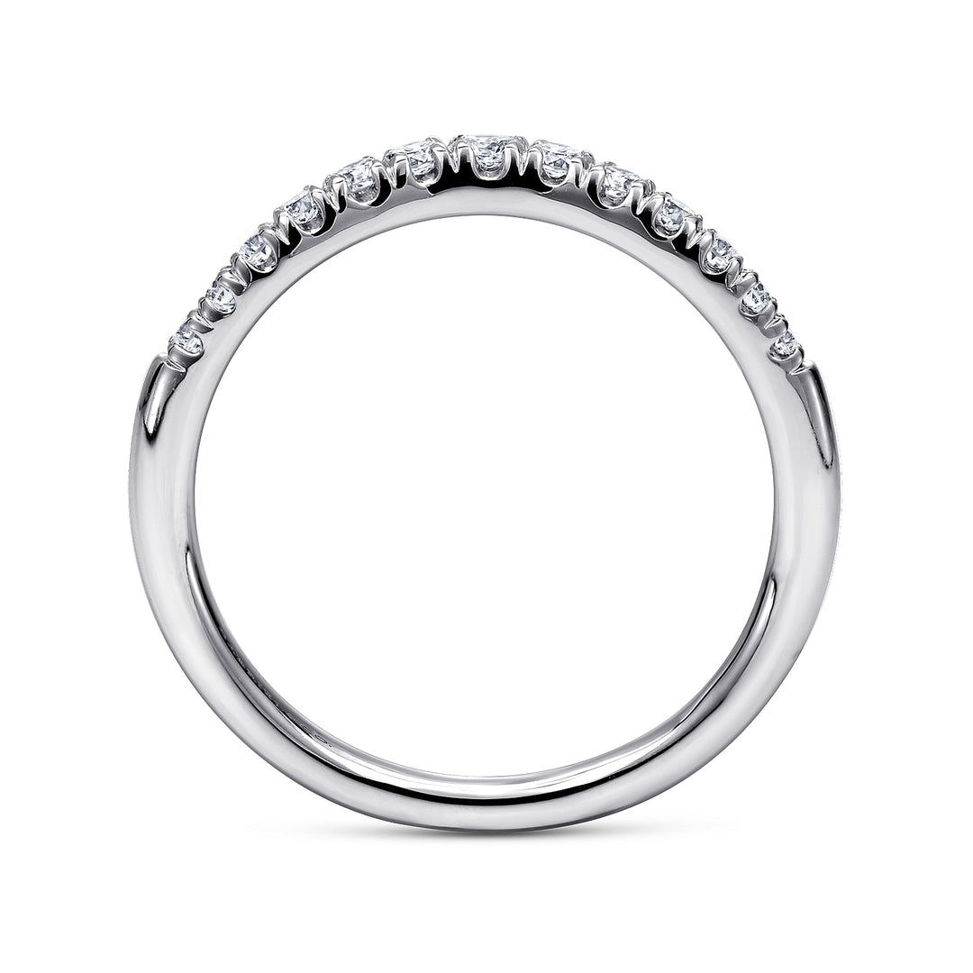 A side view of a ring made of white gold. The side view shows the white-gold band from the top.