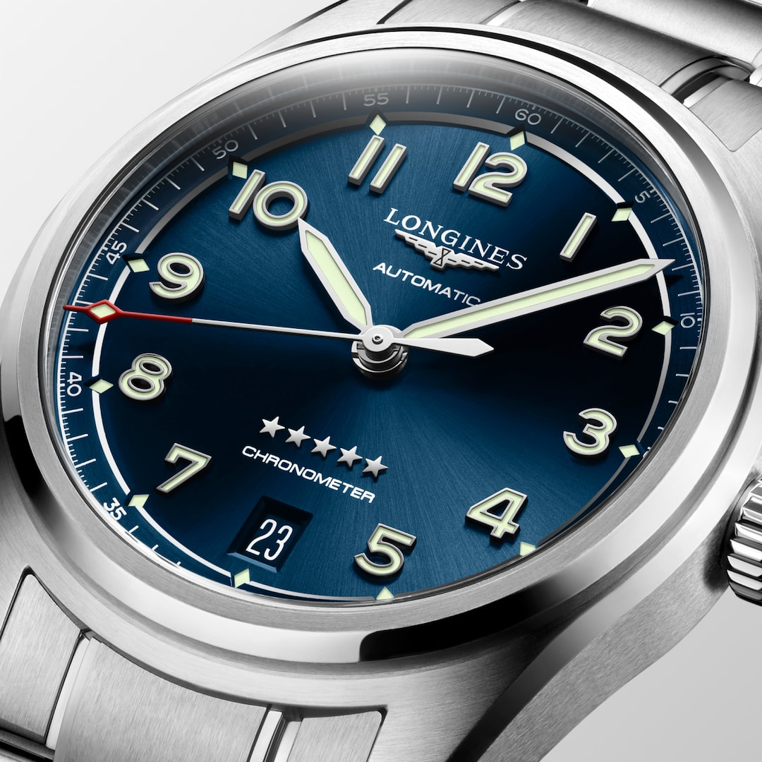 LONGINES Spirit L3.410.4.93.6 Blue Dial Close-Up With Arabic Numerals and Date Window